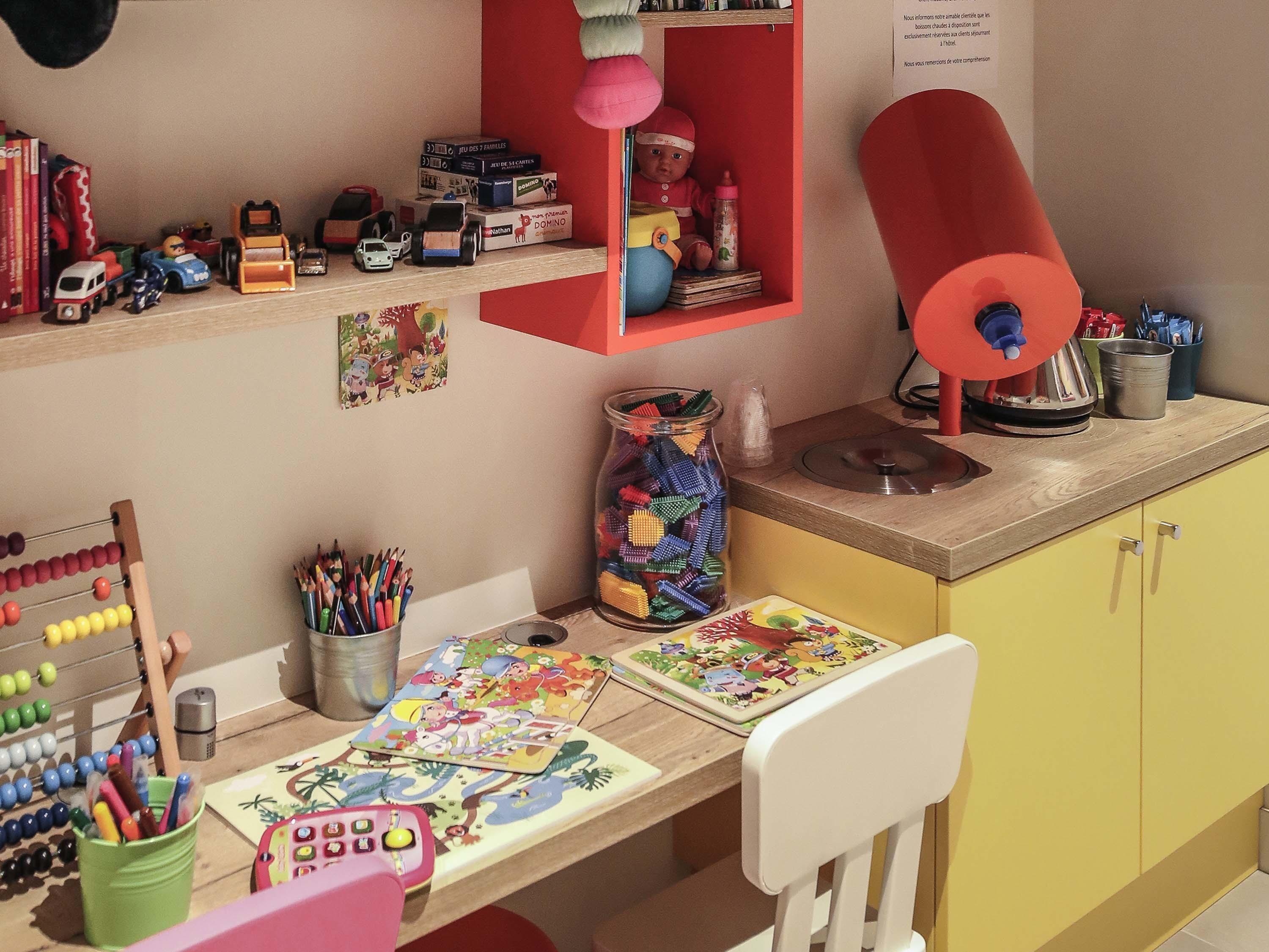 Hotel Ibis Styles Republique 3*